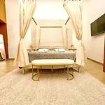 Pantheon Luxury Jacuzzi * Rom