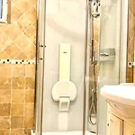 Lejlighed Pantheon Luxury Jacuzzi *