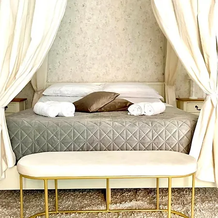 Pantheon Luxury Jacuzzi Rome