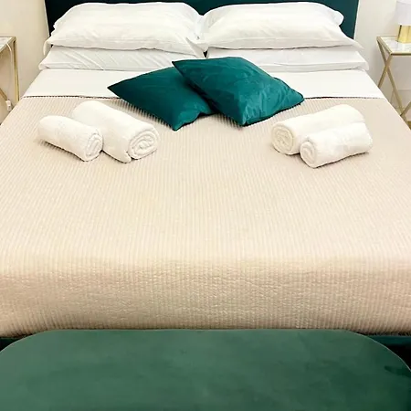 Pantheon Luxury Jacuzzi