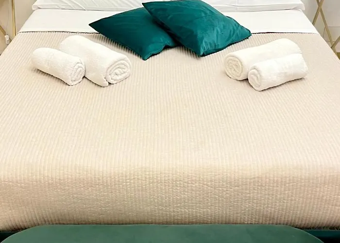 Pantheon Luxury Jacuzzi