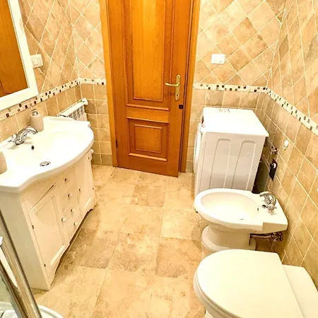 Pantheon Luxury Jacuzzi Appartement